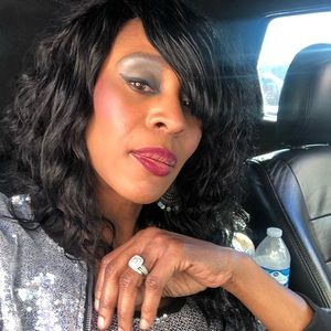 Meet your Posher, Lasandra